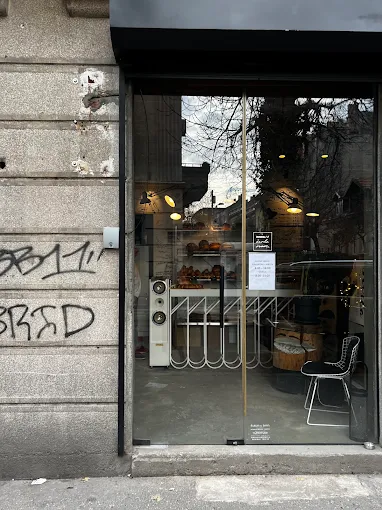 Vračar Storefront